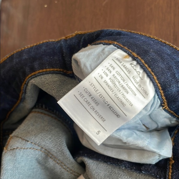 KanCan Blue Jeans Classic Medium-Wash Denim - Picture 4 of 4